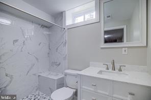 203 Keyes Court Sterling, VA 20164 - Photo 6 of 40