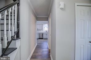 203 Keyes Court Sterling, VA 20164 - Photo 7 of 40