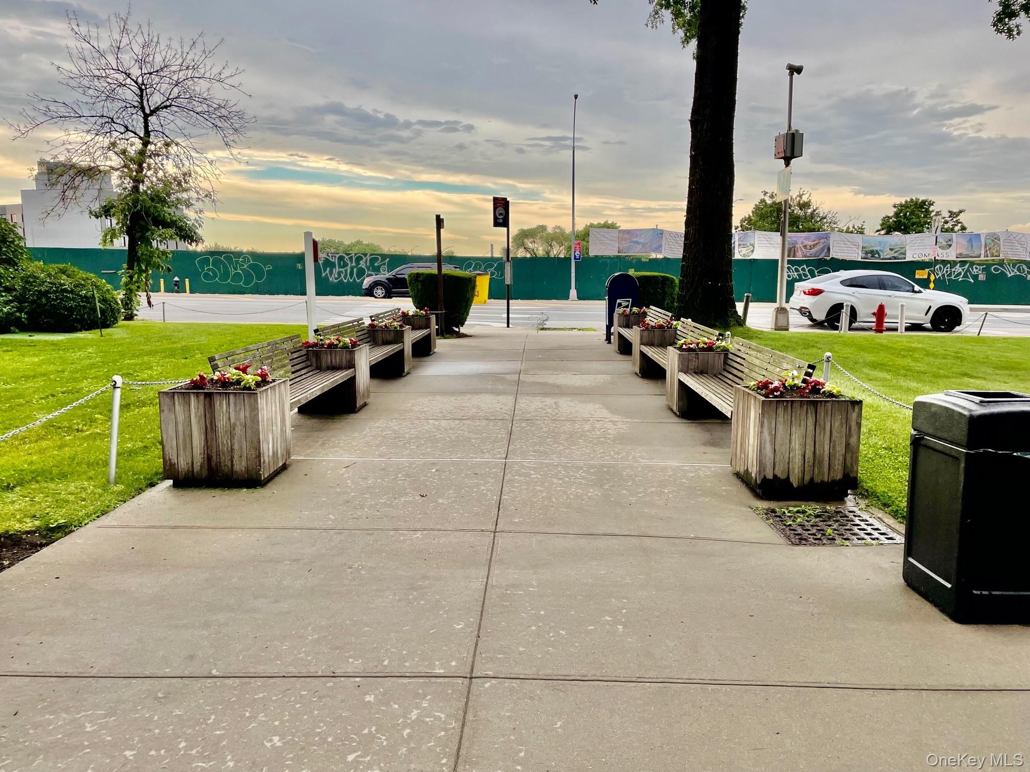 112-30 Northern Boulevard, Unit 2A Queens, NY 11368 - Photo 32 of 40 View of home's community with a yard