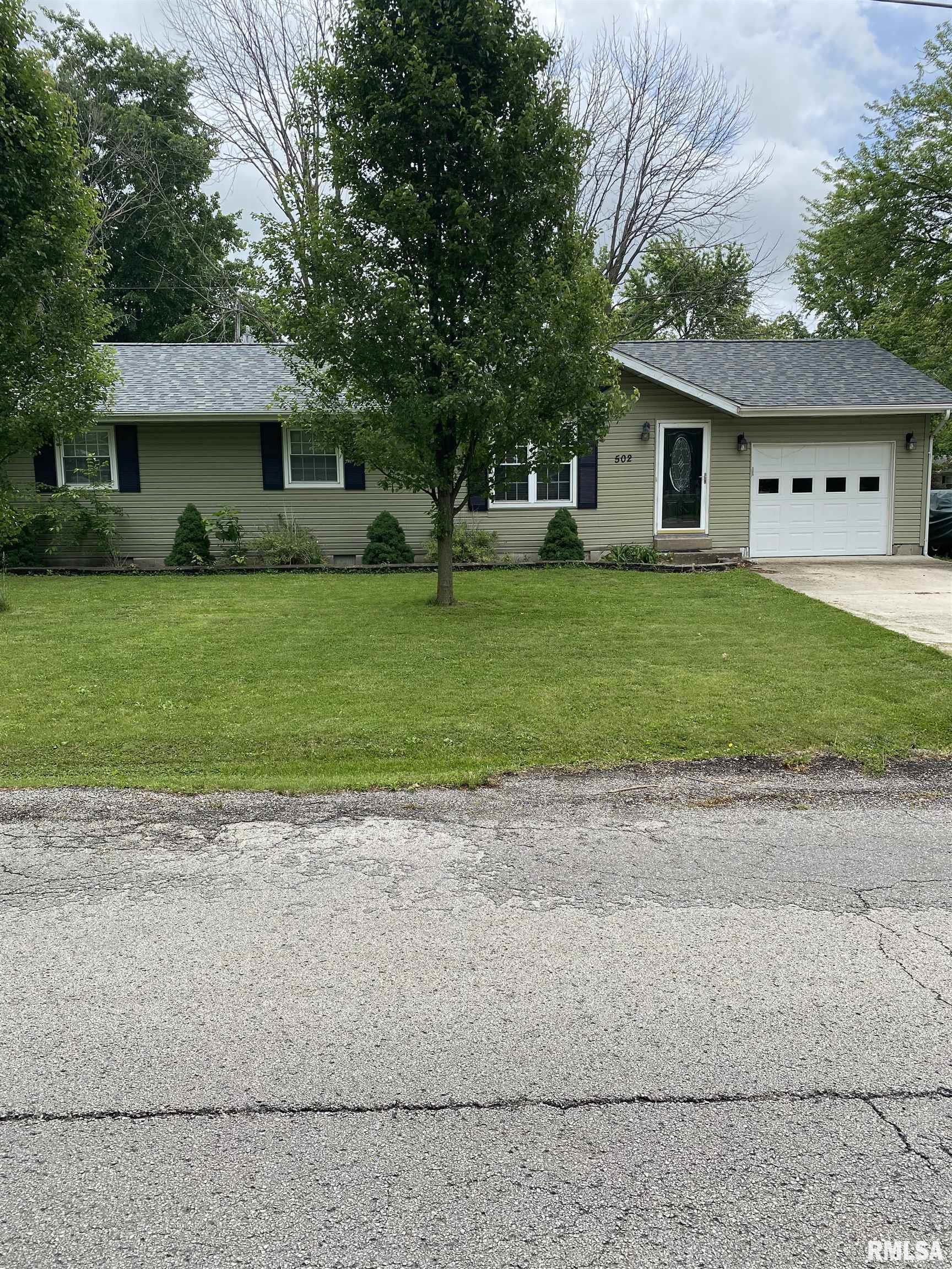 502 Roddy Road Salem, IL 62881 - Photo 1 of 18 Gallery Image 1