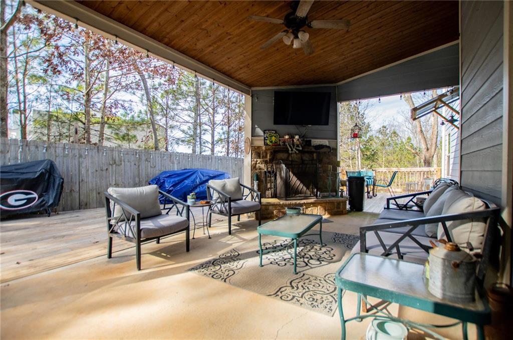 201 Overton Point Carrollton, GA 30116 - Photo 35 of 43