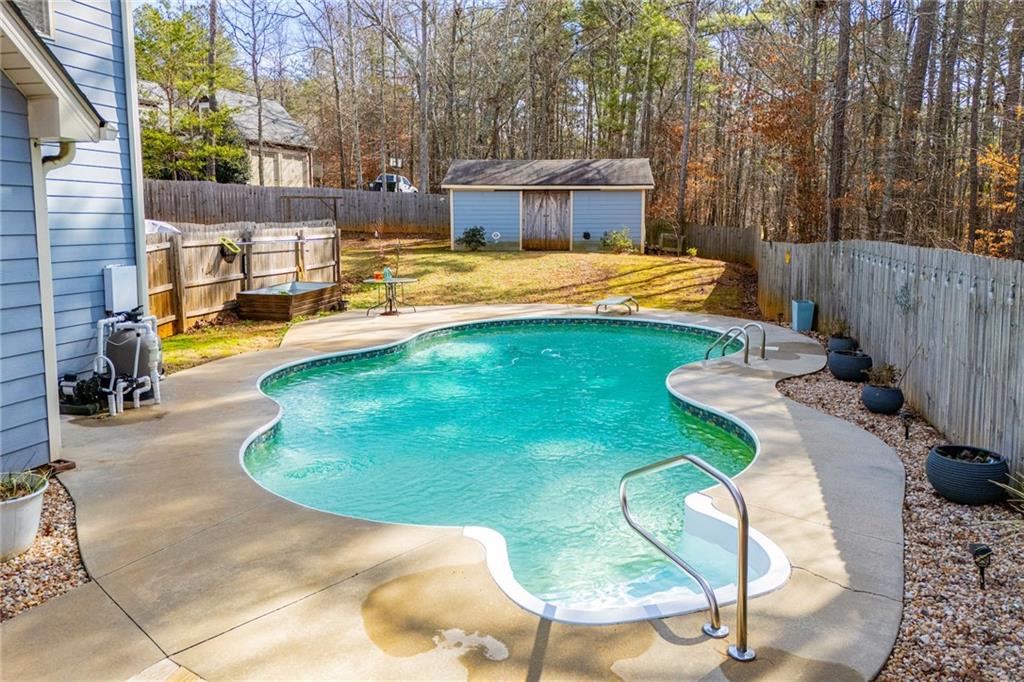 201 Overton Point Carrollton, GA 30116 - Photo 37 of 43