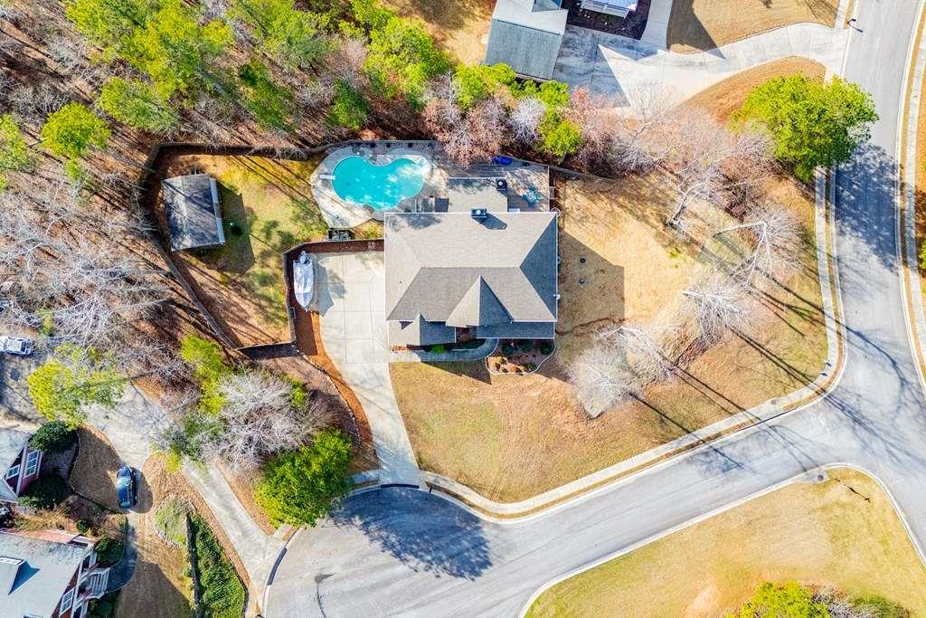 201 Overton Carrollton, GA 30116 - Photo 10 of 98