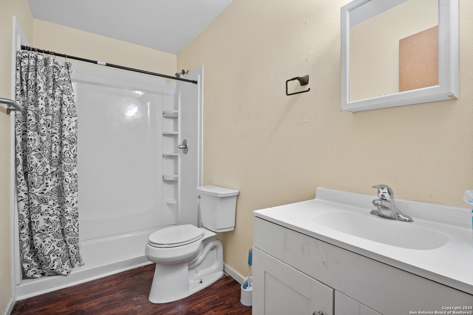 2862 Wetz Road Santa Clara, TX 78124 - Photo 23 of 37 a bathroom with a sink toilet and shower