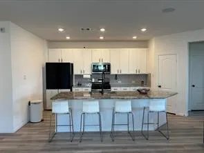 $2,400 | 1323 Rosemead Drive, Rosharon, TX 77583