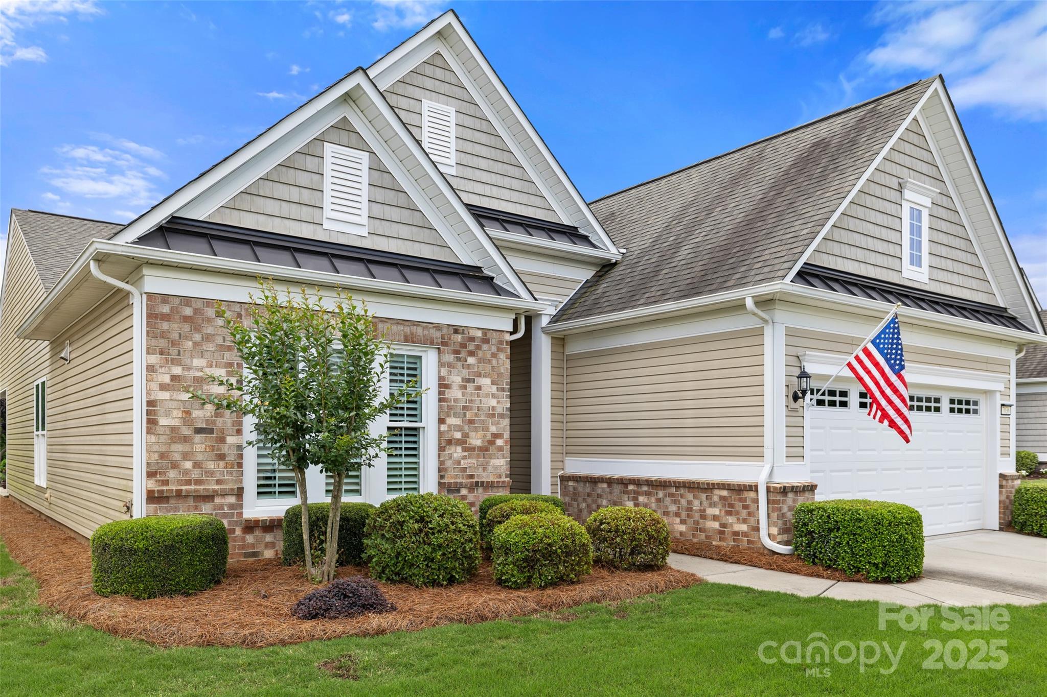 7036 Kitty Hawk Lane Fort Mill, SC 29707 - Photo 2 of 36 Gallery Image 2