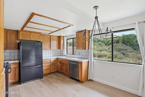 $825,000 | 928 Sunrise Drive, Santa Maria, CA 93455