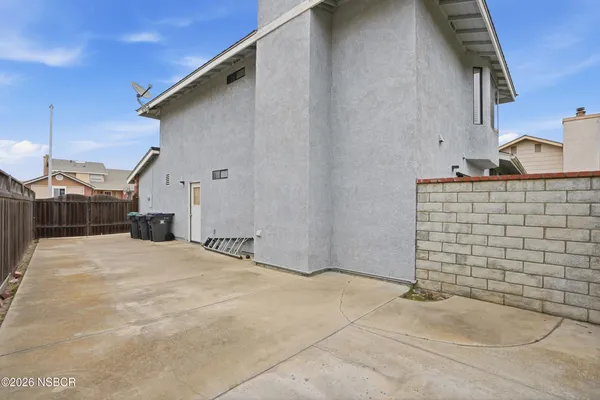 $825,000 | 928 Sunrise Drive, Santa Maria, CA 93455