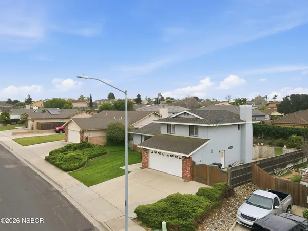 $825,000 | 928 Sunrise Drive, Santa Maria, CA 93455