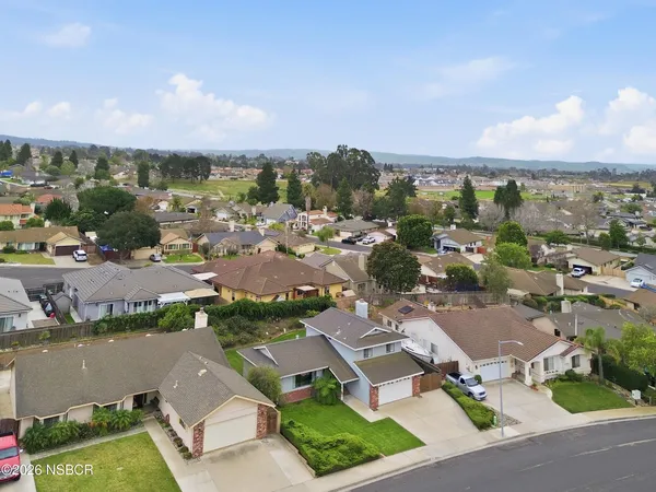 $825,000 | 928 Sunrise Drive, Santa Maria, CA 93455