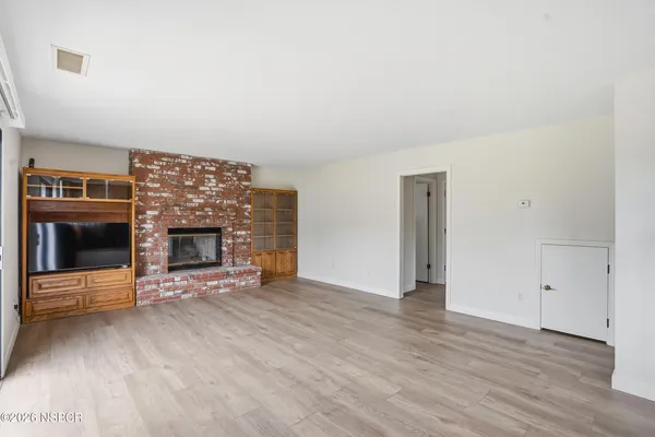 $825,000 | 928 Sunrise Drive, Santa Maria, CA 93455