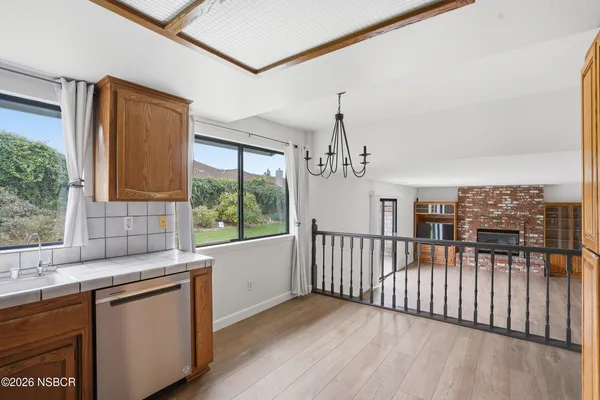 $825,000 | 928 Sunrise Drive, Santa Maria, CA 93455