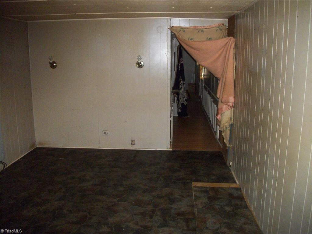 737 Summit Loop Eden, NC 27288 - Photo 4 of 9