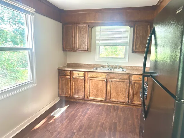 $129,000 | 308 Shabbona Drive, Park Forest, IL 60466