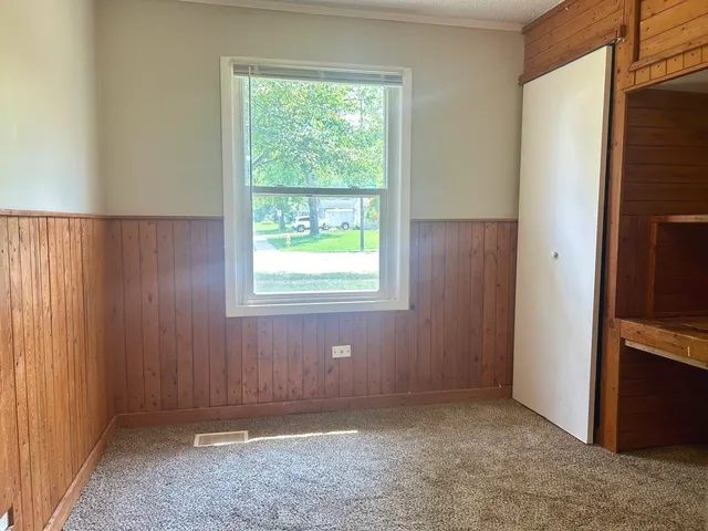 $129,000 | 308 Shabbona Drive, Park Forest, IL 60466