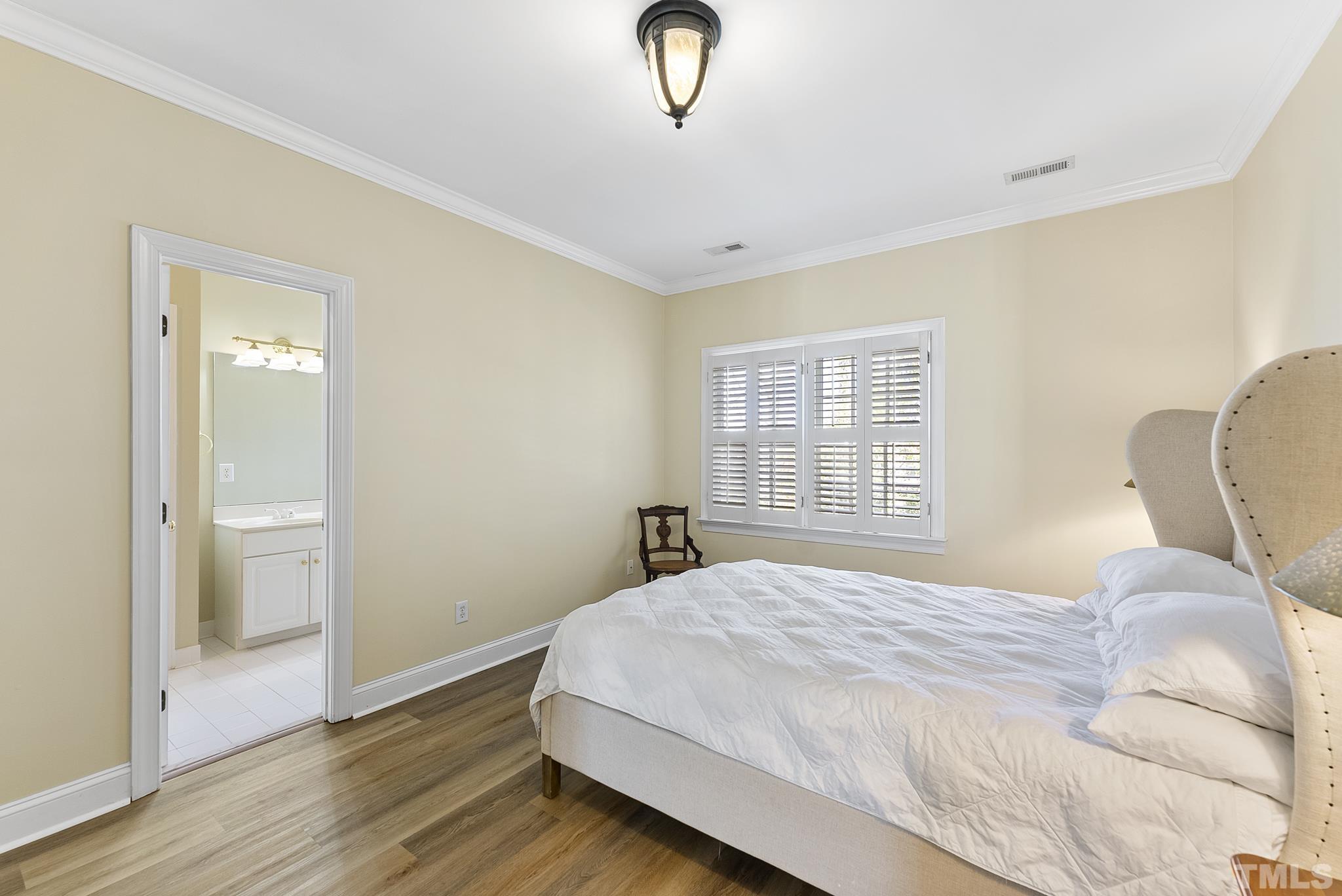 1346 Cameron View Court Raleigh, NC 27607 - Photo 5 of 35
