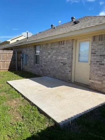 $1,450 | 3113 Weave Court, Granbury, TX 76049