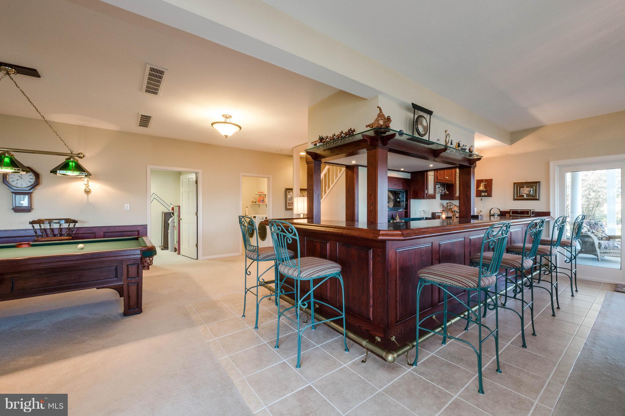 470 South River Landing Road, Unit 470 Edgewater, MD 21037 - Photo 22 of 30 Party time!