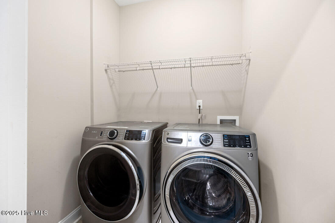 320 Thorne Road Pinehurst, NC 28374 - Photo 26 of 44 laundry