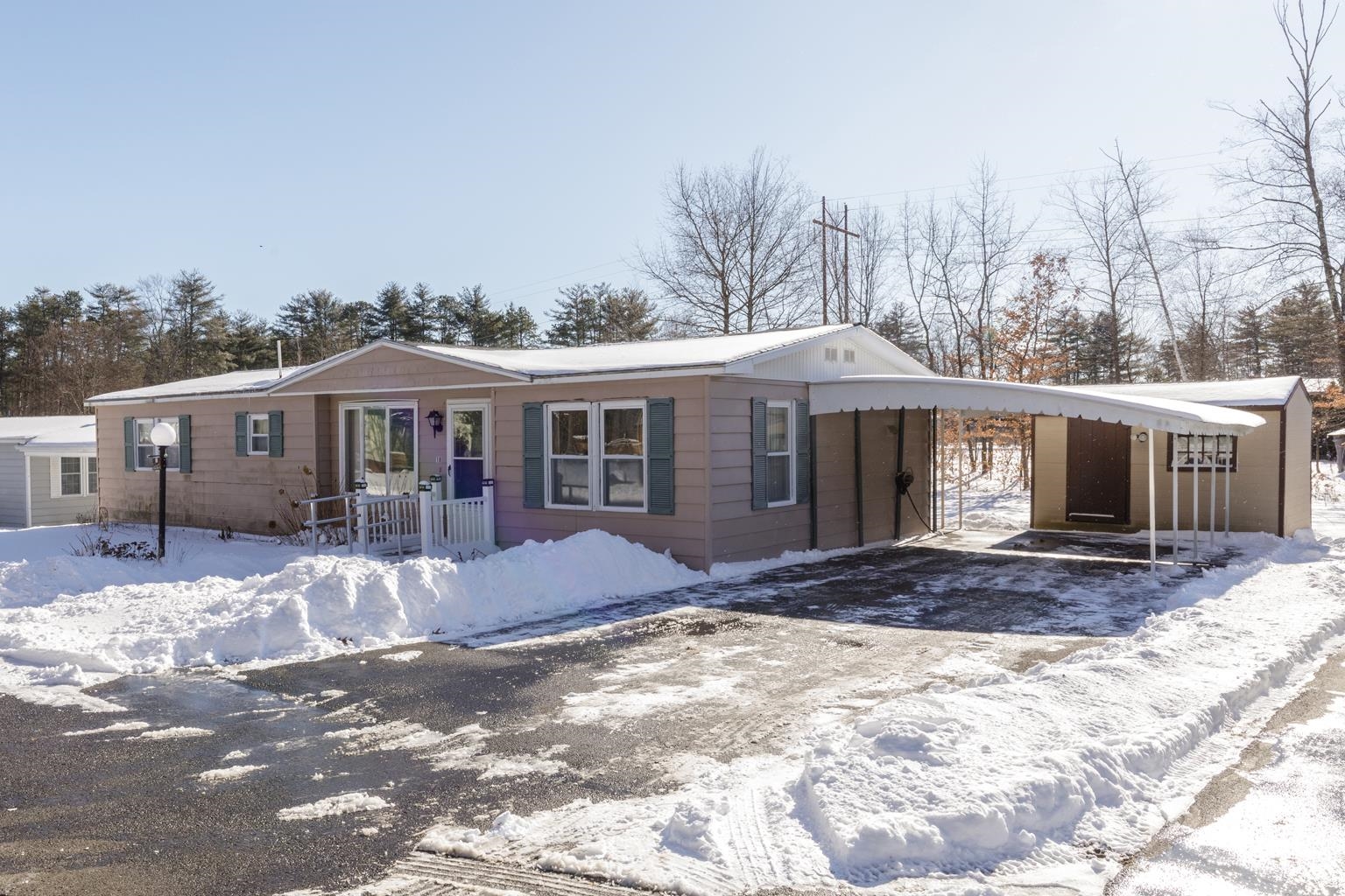 18 Rachael Circle Goffstown, NH 03045 - Photo 1 of 56