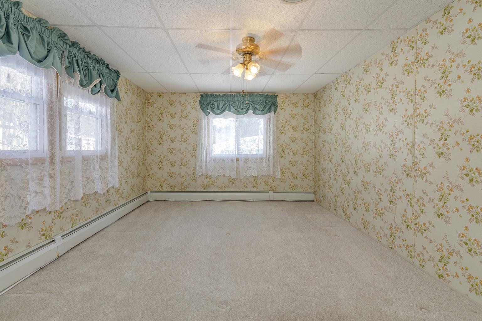 18 Rachael Circle Goffstown, NH 03045 - Photo 31 of 56