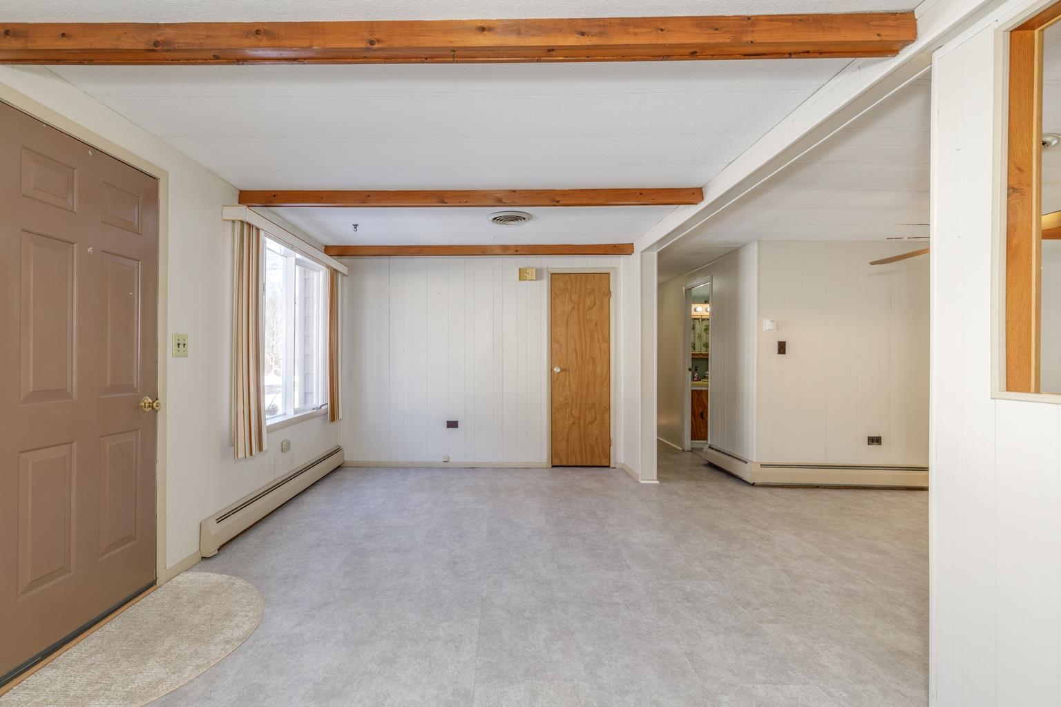 18 Rachael Circle Goffstown, NH 03045 - Photo 7 of 56