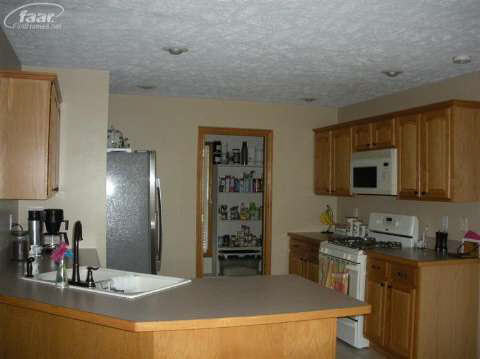 12440 Pine Ridge Drive Perry, MI 48872 - Photo 4 of 23 20357022-3.JPG