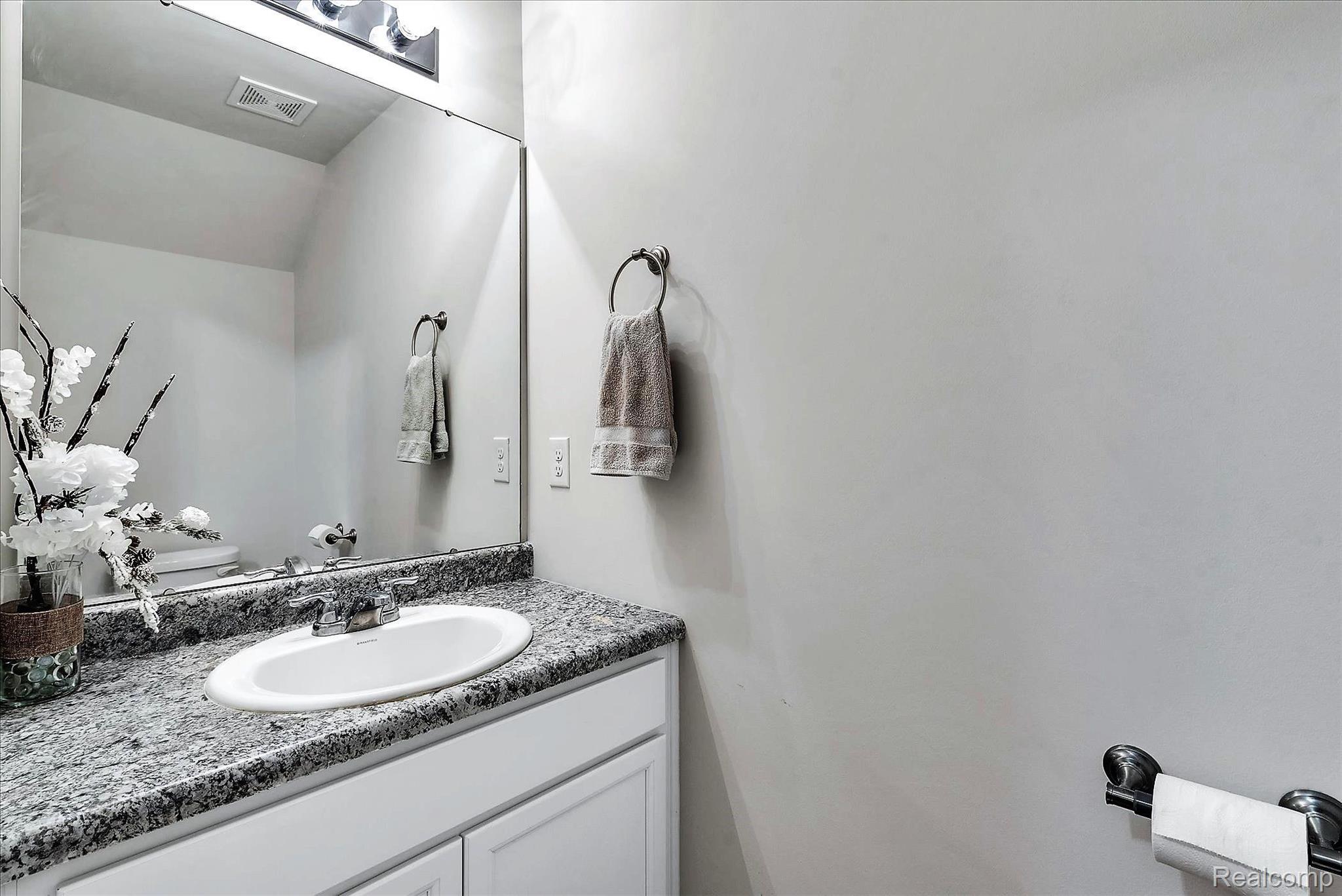 857 Rabbit Run Road Carleton, MI 48117 - Photo 6 of 18 Gallery Image 6