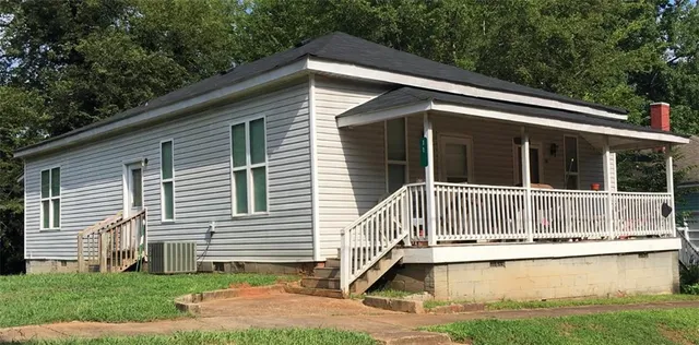 $200,000 | 11 Spruce Street, Porterdale, GA 30014