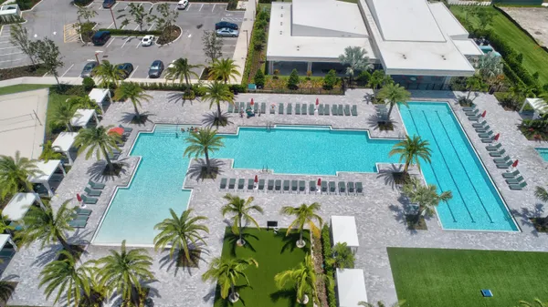 $2,400 | 6044 Curie Place, Palm Beach Gardens, FL 33418