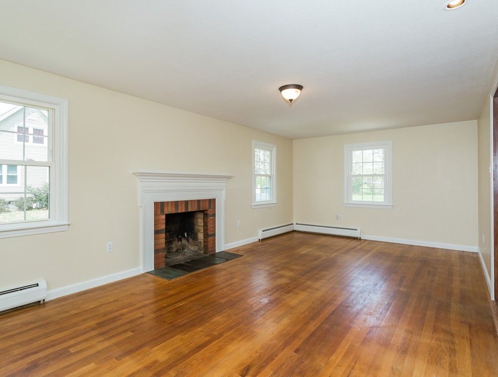 490 Somers Road East Longmeadow, MA 01028 - Photo 14 of 30 Gallery Image 14