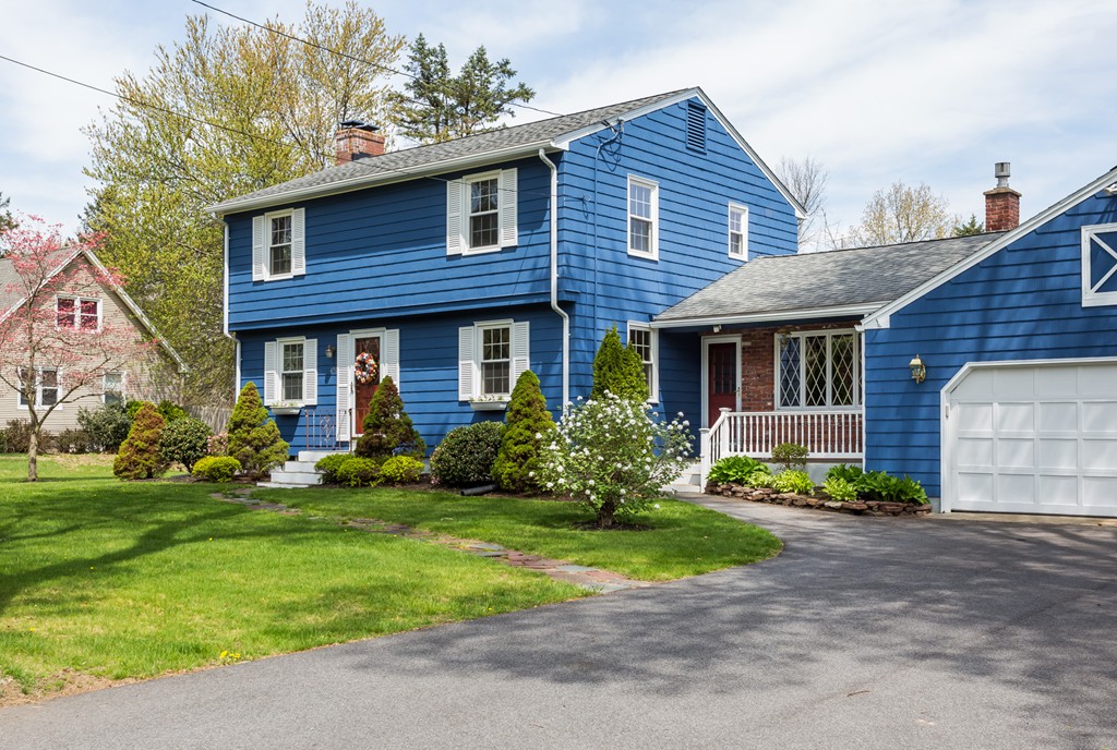 490 Somers Road East Longmeadow, MA 01028 - Photo 2 of 30 Gallery Image 2