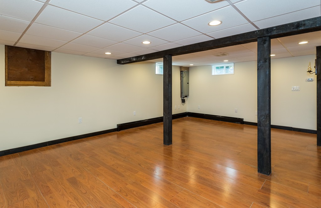 490 Somers Road East Longmeadow, MA 01028 - Photo 25 of 30 Gallery Image 25