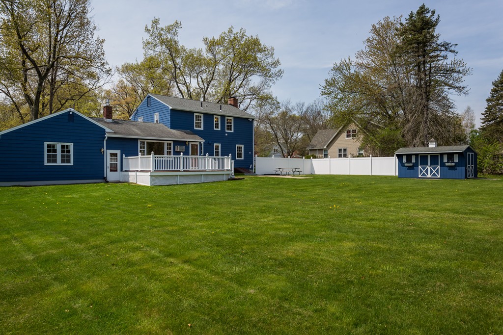 490 Somers Road East Longmeadow, MA 01028 - Photo 3 of 30 Gallery Image 3