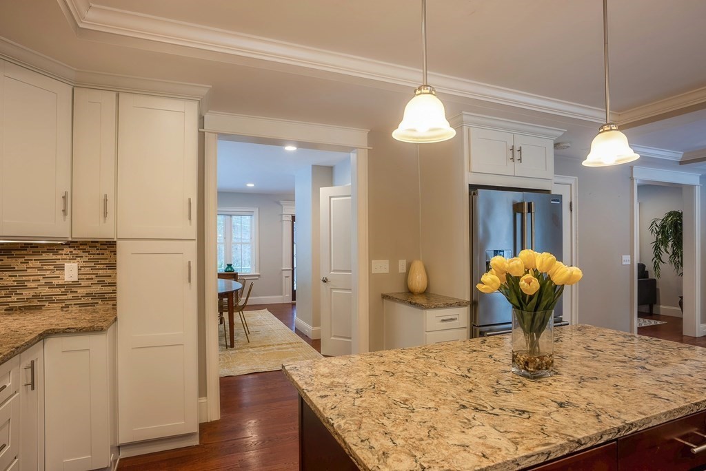611 Springs Road Bedford, MA 01730 - Photo 7 of 42 Gallery Image 7