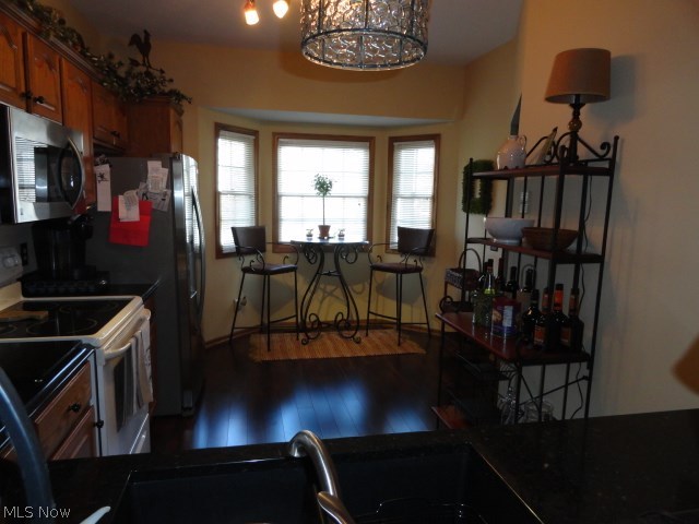 2607 Charing Cross Road Northwest Canton, OH 44708 - Photo 8 of 20 Gallery Image 8