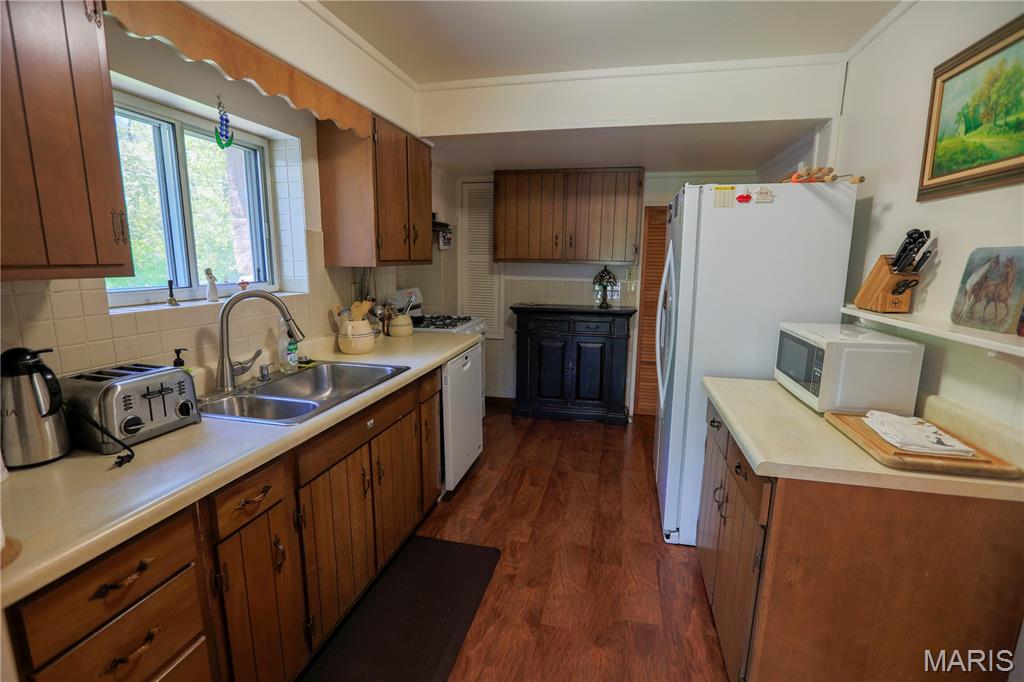 1004 Weidman Road Chesterfield, MO 63017 - Photo 7 of 17