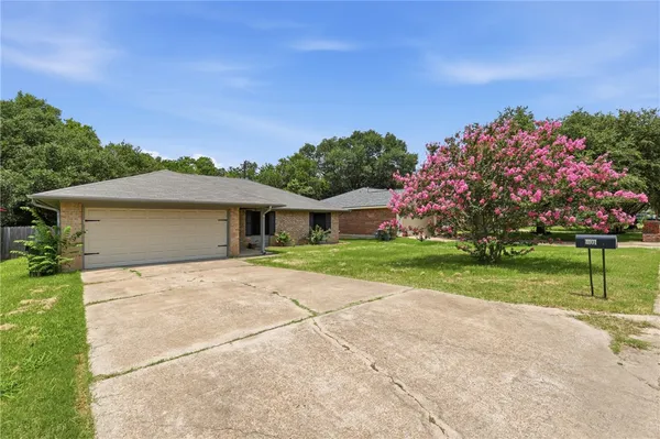 $265,000 | 4101 Willow Oak Street, Bryan, TX 77802