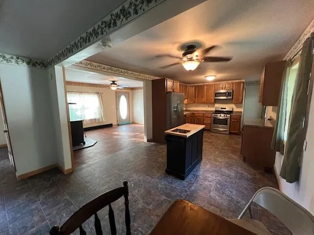 $299,900 | 2959 Middle Road, Sidney, ME 04330