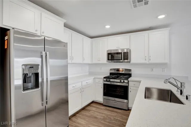 $348,990 | 10719 Norfolk View Court, Las Vegas, NV 89166