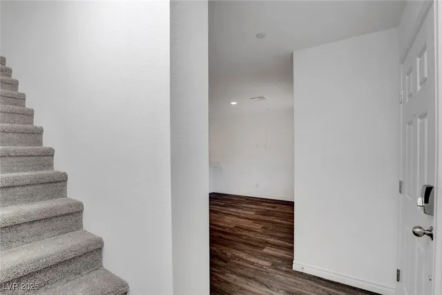 $348,990 | 10719 Norfolk View Court, Las Vegas, NV 89166