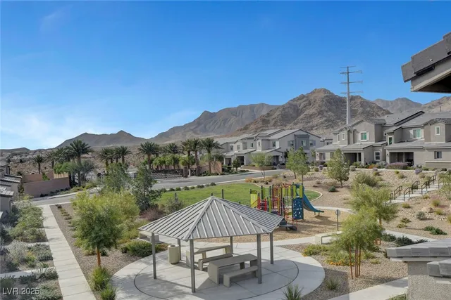 $348,990 | 10719 Norfolk View Court, Las Vegas, NV 89166
