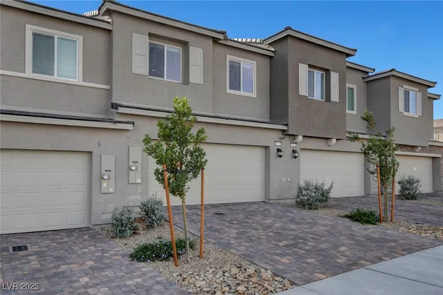 $348,990 | 10719 Norfolk View Court, Las Vegas, NV 89166
