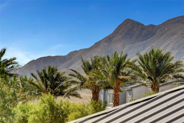 $348,990 | 10719 Norfolk View Court, Las Vegas, NV 89166