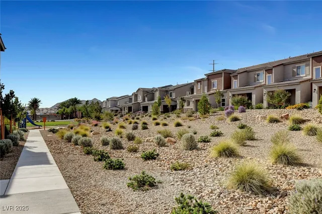 $348,990 | 10719 Norfolk View Court, Las Vegas, NV 89166