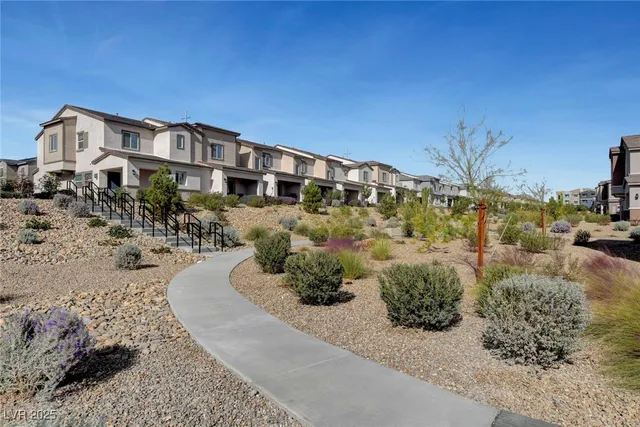 $348,990 | 10719 Norfolk View Court, Las Vegas, NV 89166