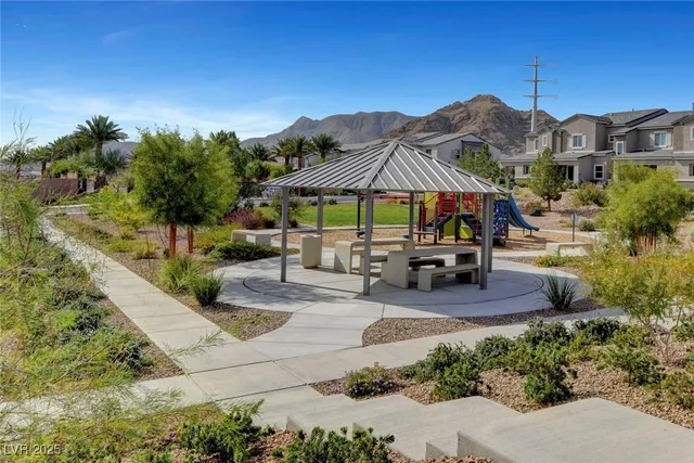 $348,990 | 10719 Norfolk View Court, Las Vegas, NV 89166