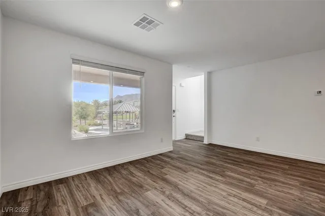 $348,990 | 10719 Norfolk View Court, Las Vegas, NV 89166