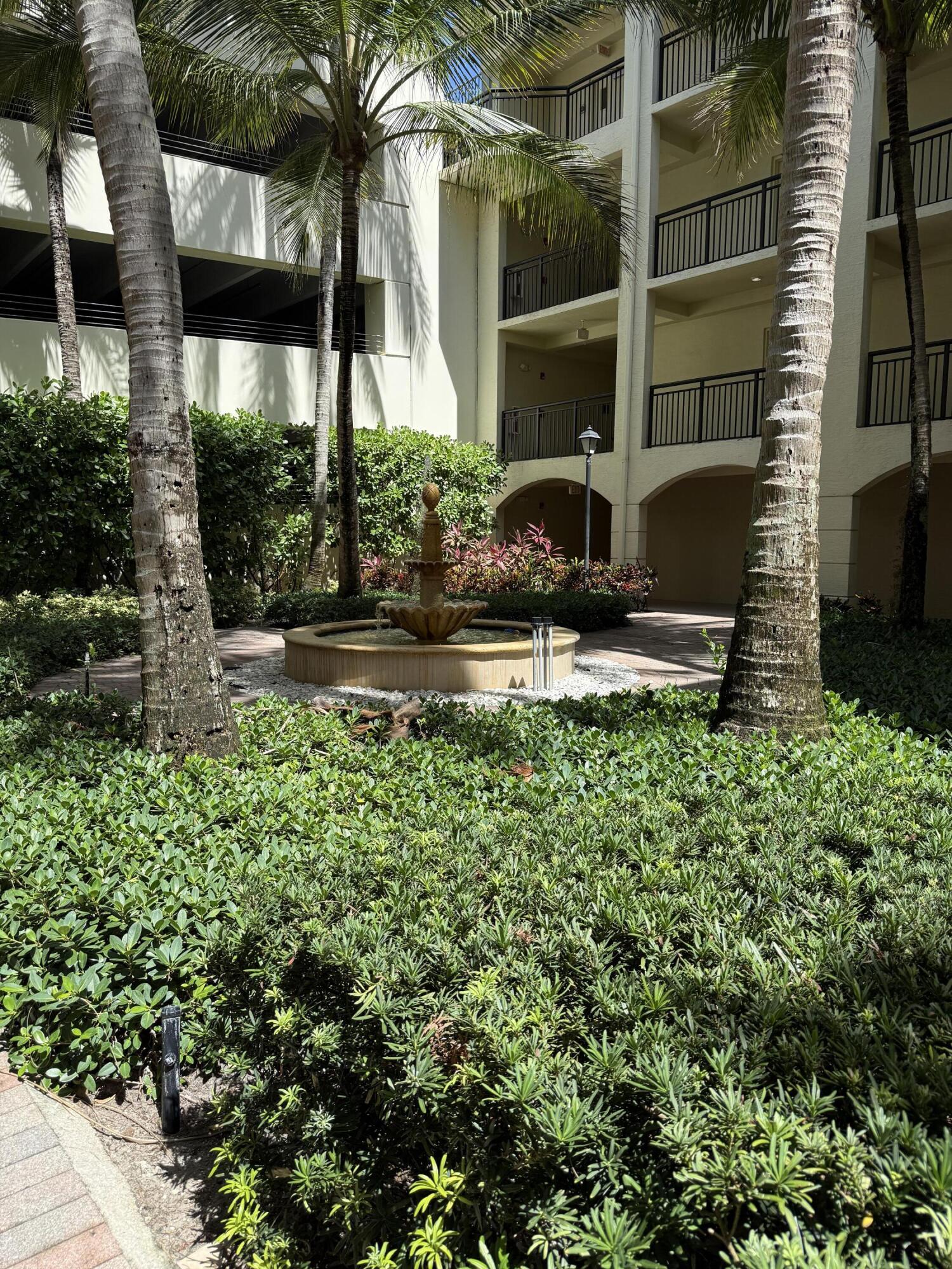 3308 Renaissance Way Boynton Beach, FL 33426 - Photo 23 of 33 Courtyard View