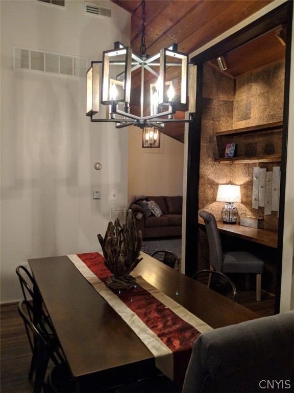 404 Parrish Lane Syracuse, NY 13205 - Photo 9 of 26